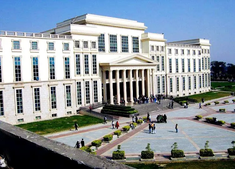Amity University Lucknow